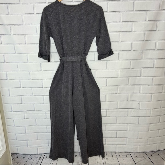 Ces Femme Short Sleeve jumpsuit size small - Picture 6 of 7